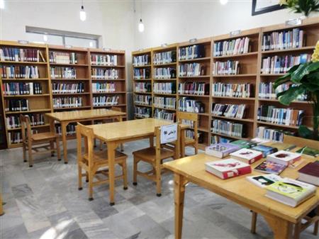 داخل مخزن / میز و صندلی مطالعه بزرگسالان